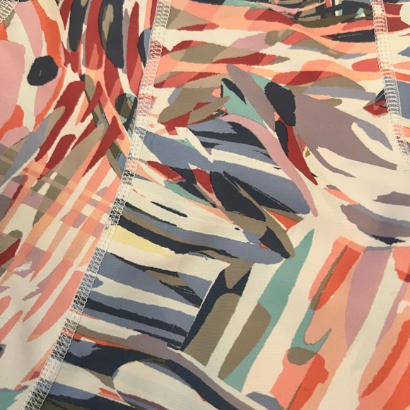 High-Waisted PowerSoft 7/8 Leggings for Girls Pastel Print Size Large 10-12 - Picture 4 of 11